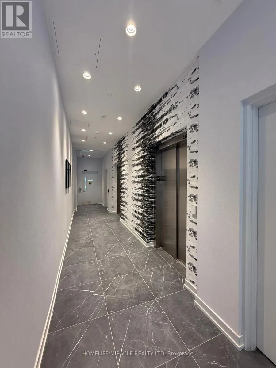 6 CHARTWELL ROAD S