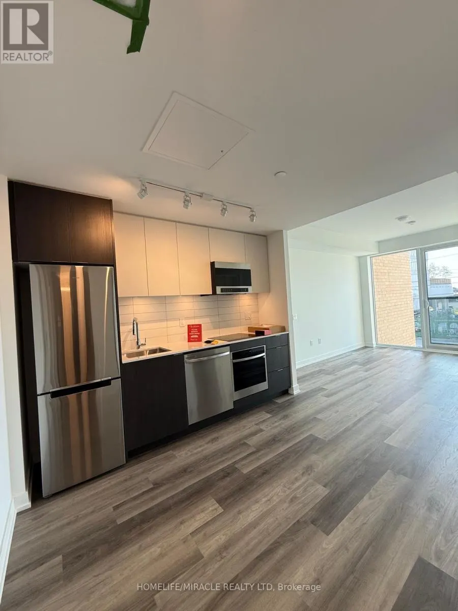 6 CHARTWELL ROAD S