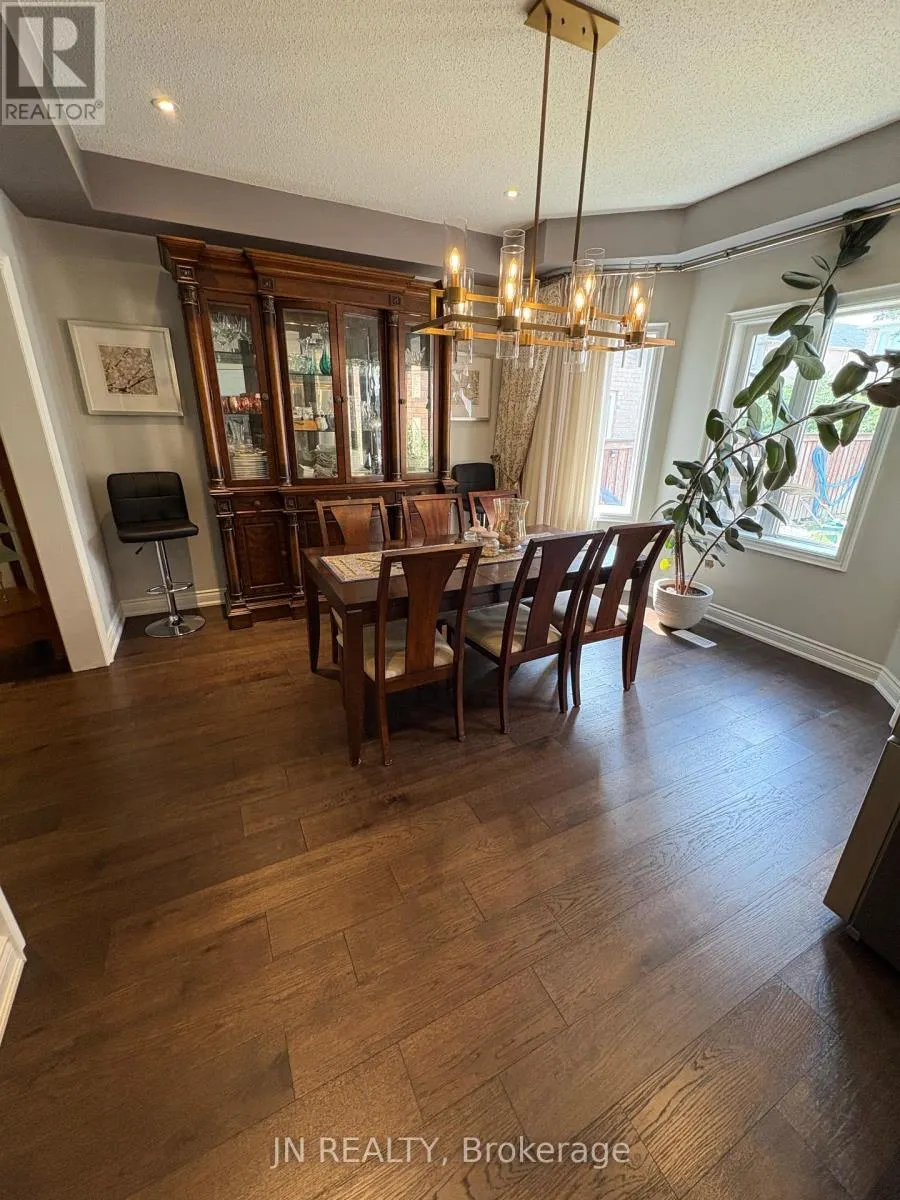 77 COLONEL BERTRAM ROAD