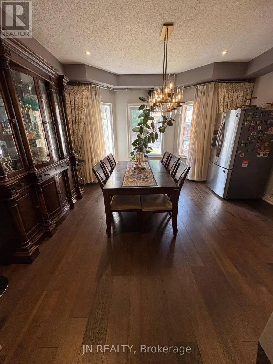 77 COLONEL BERTRAM ROAD