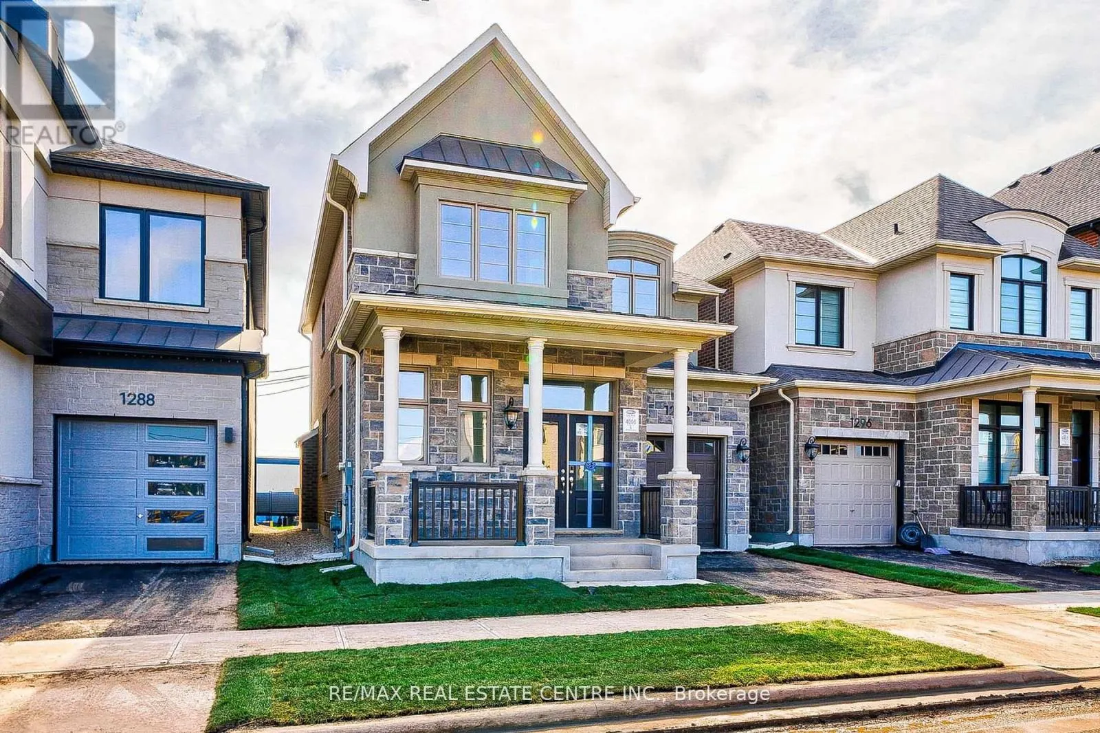 1292 AYMOND CRESCENT