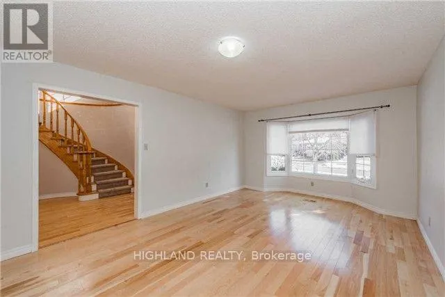 1246 HEATHFIELD CRESCENT