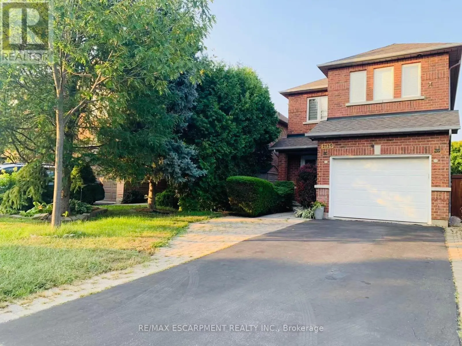 2129 FRONTIER DRIVE