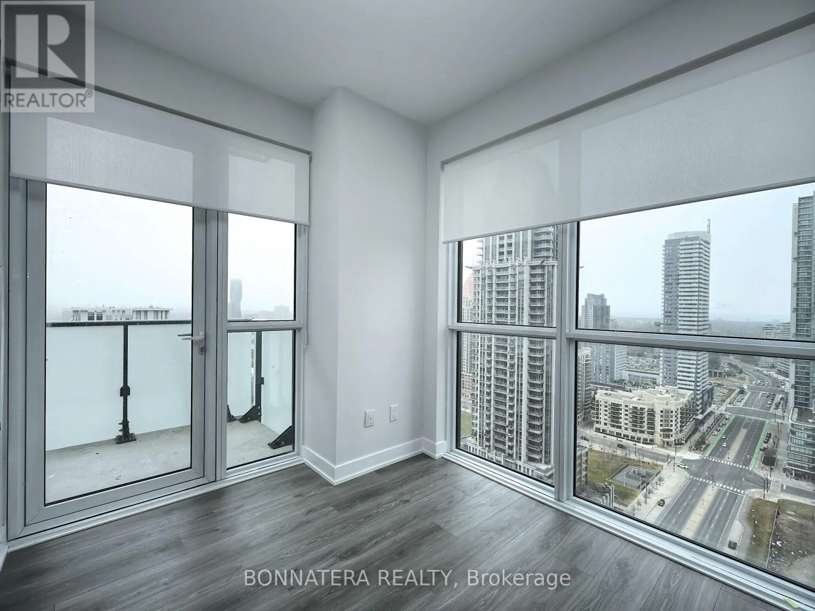 2503 - 430 SQUARE ONE DRIVE