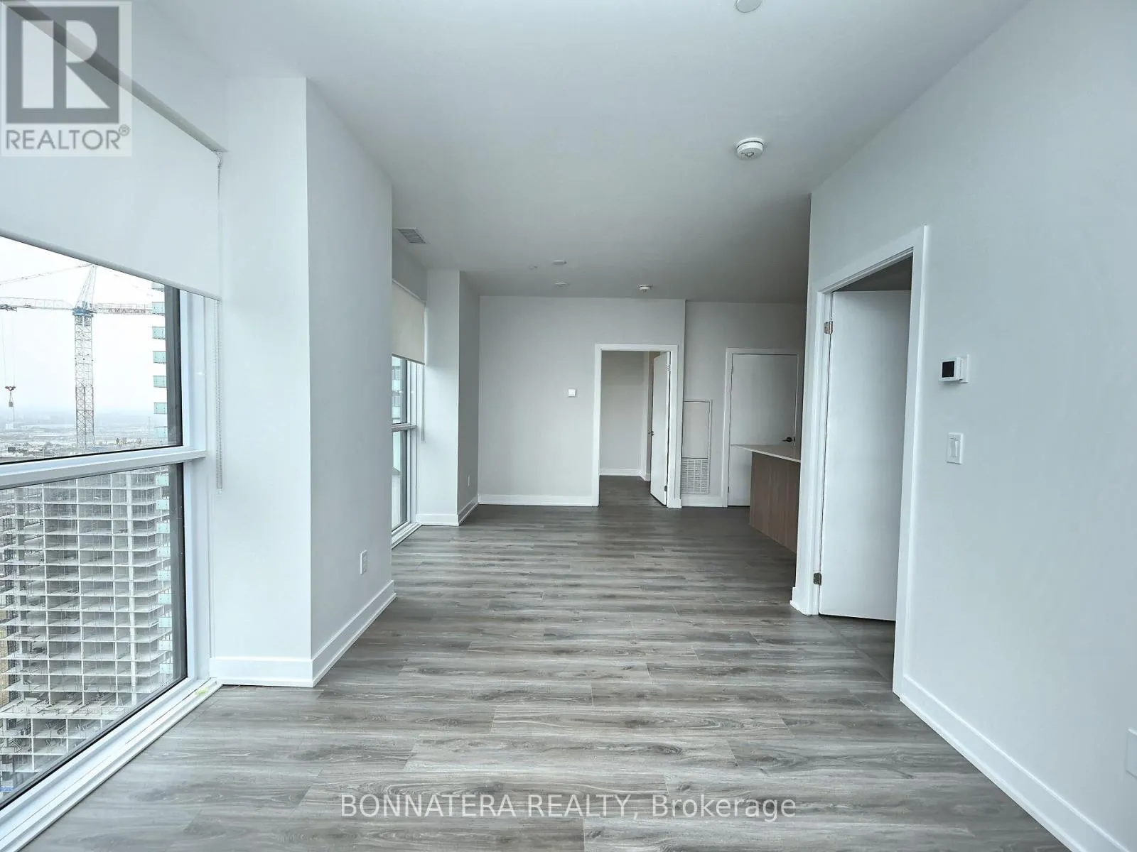 2503 - 430 SQUARE ONE DRIVE