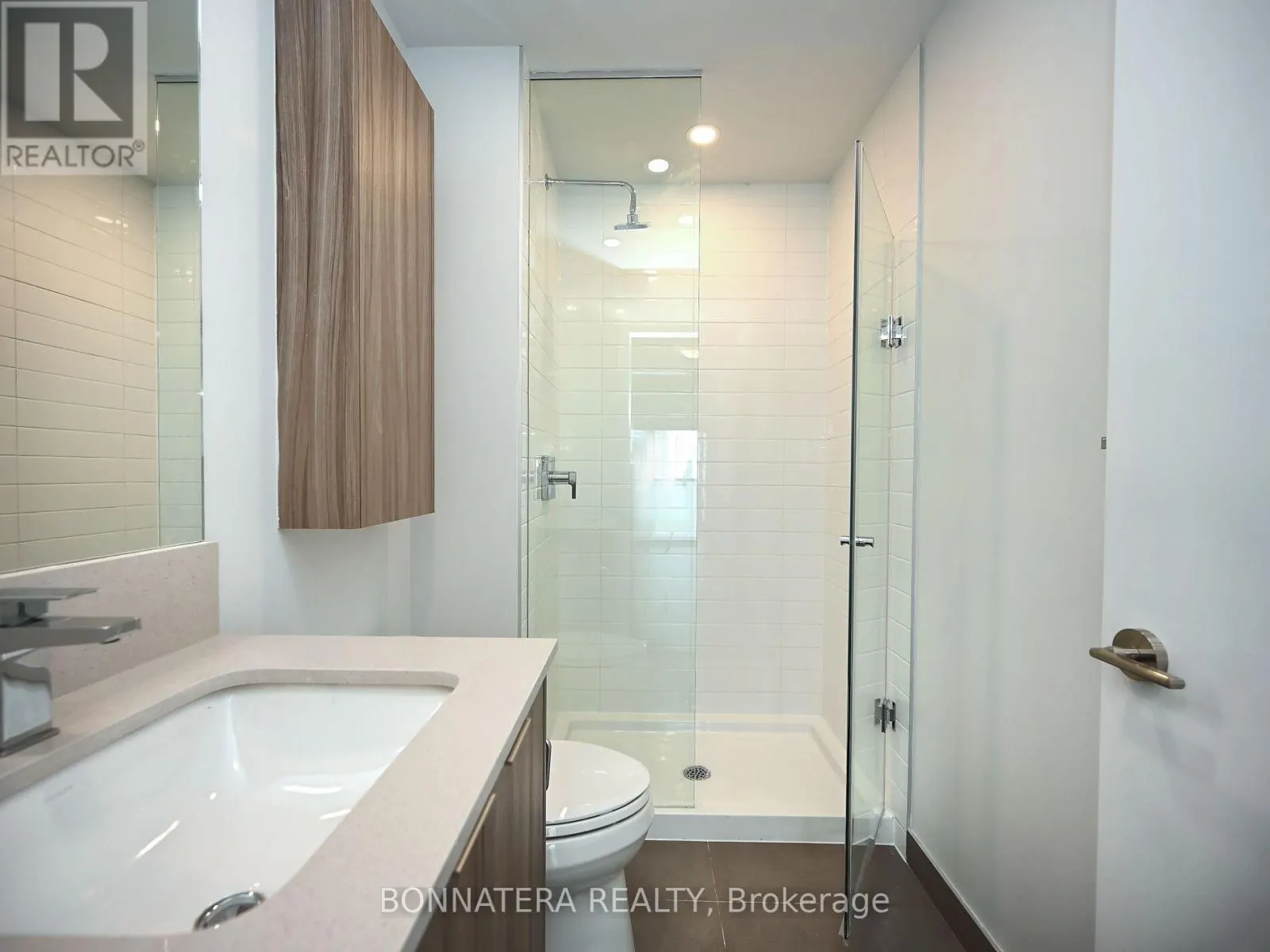 2503 - 430 SQUARE ONE DRIVE