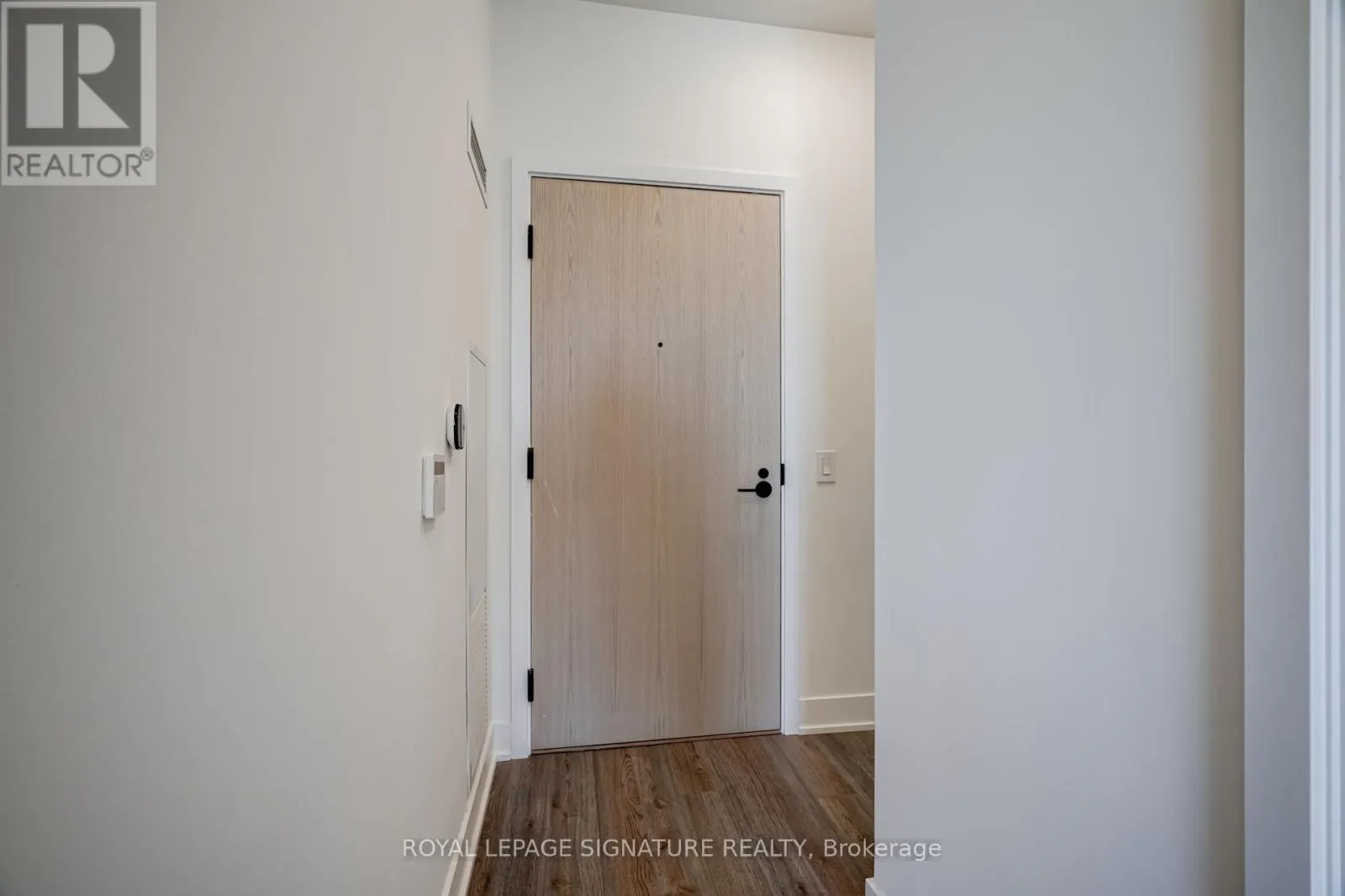 322 - 60 GEORGE BUTCHART DRIVE
