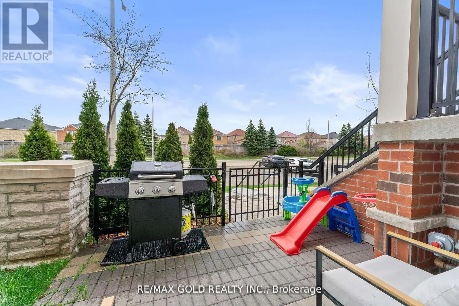 68 - 250 SUNNY MEADOW BOULEVARD S