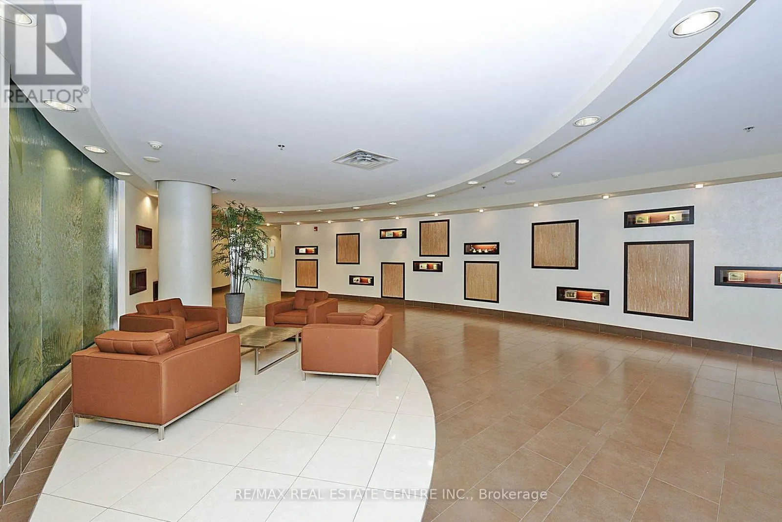 2605 - 90 ABSOLUTE AVENUE