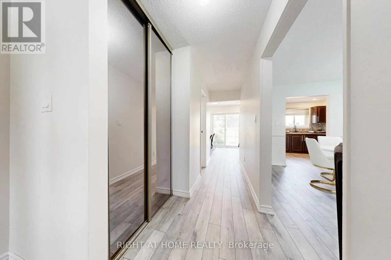 83 - 83 GUILDFORD CRESCENT