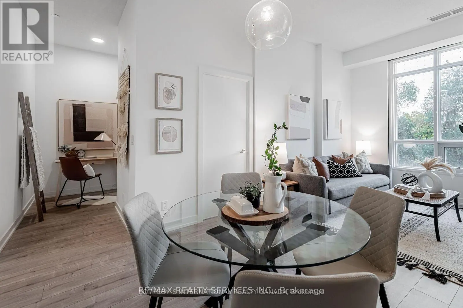 106 - 10 WILBY CRESCENT