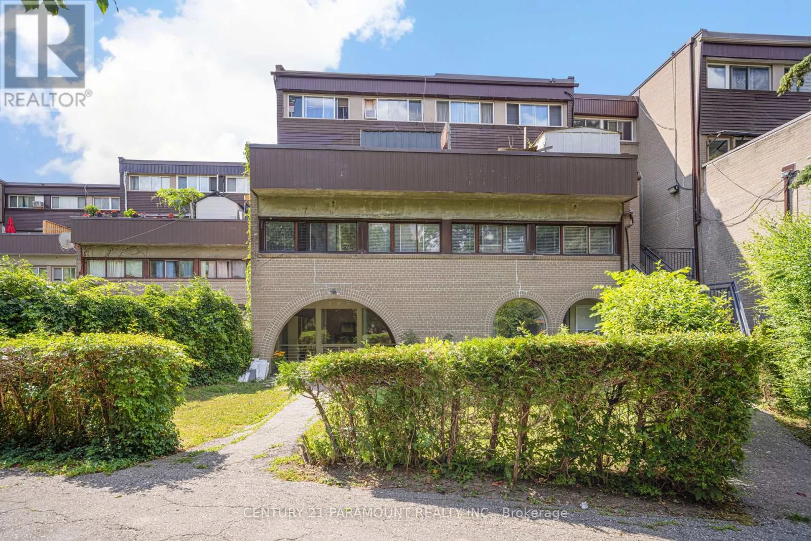 #107 - 19 LONDON GREEN COURT