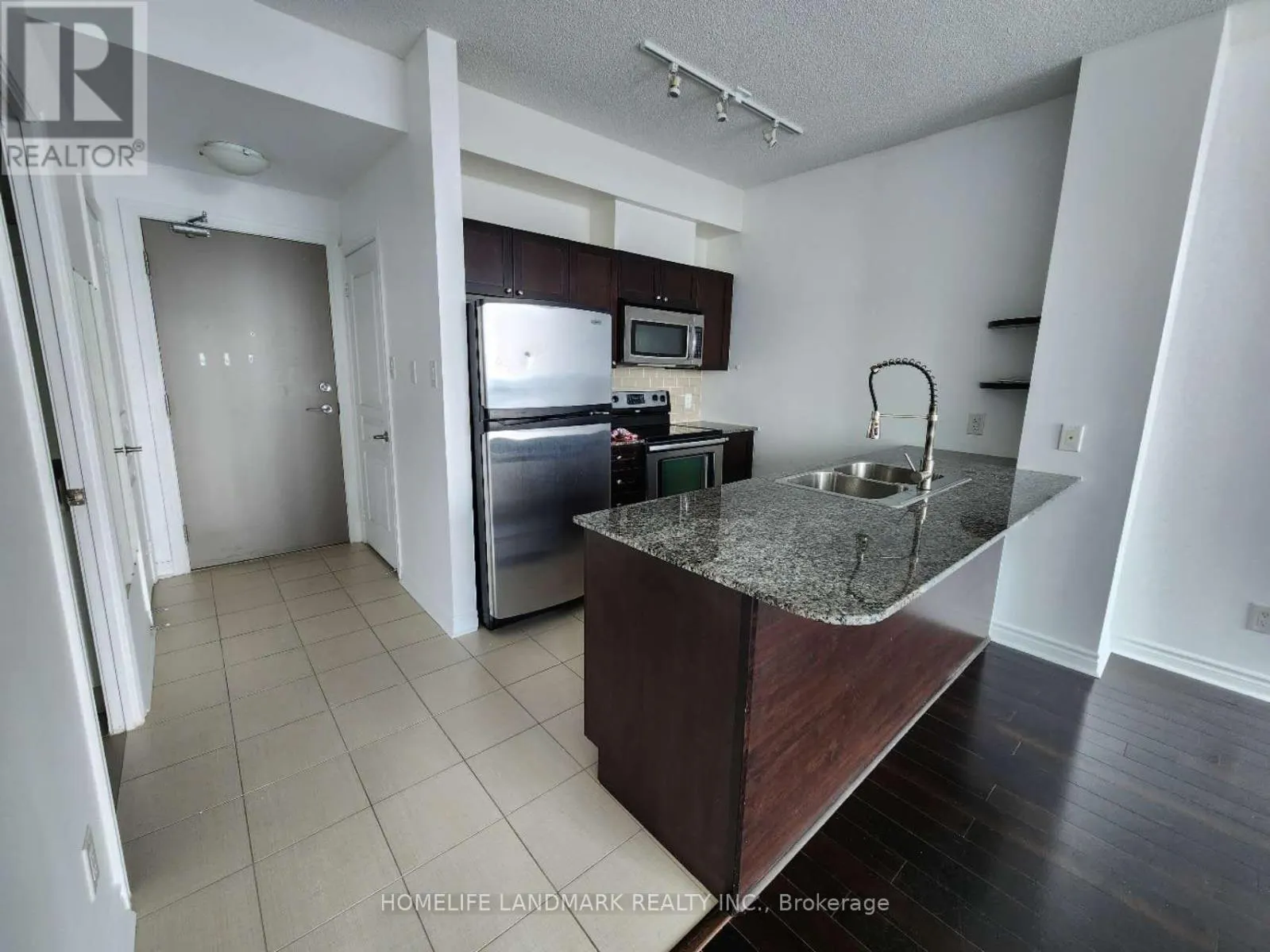 2105 - 3525 KARIYA DRIVE
