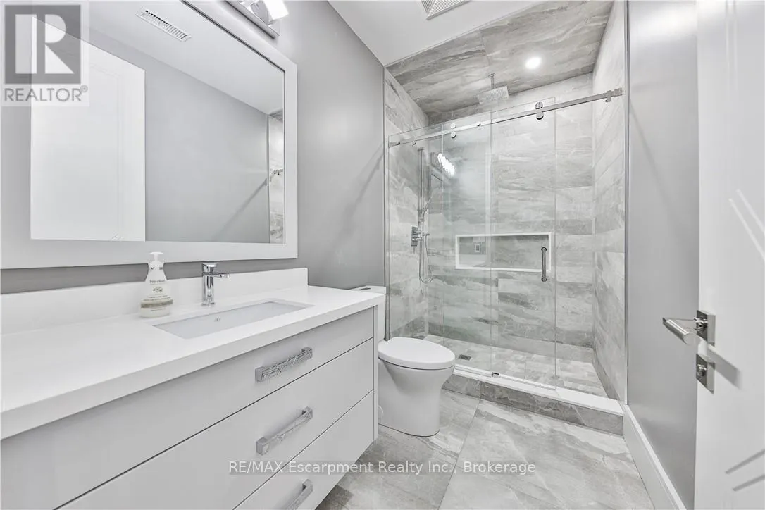 2250 CHANCERY LANE W