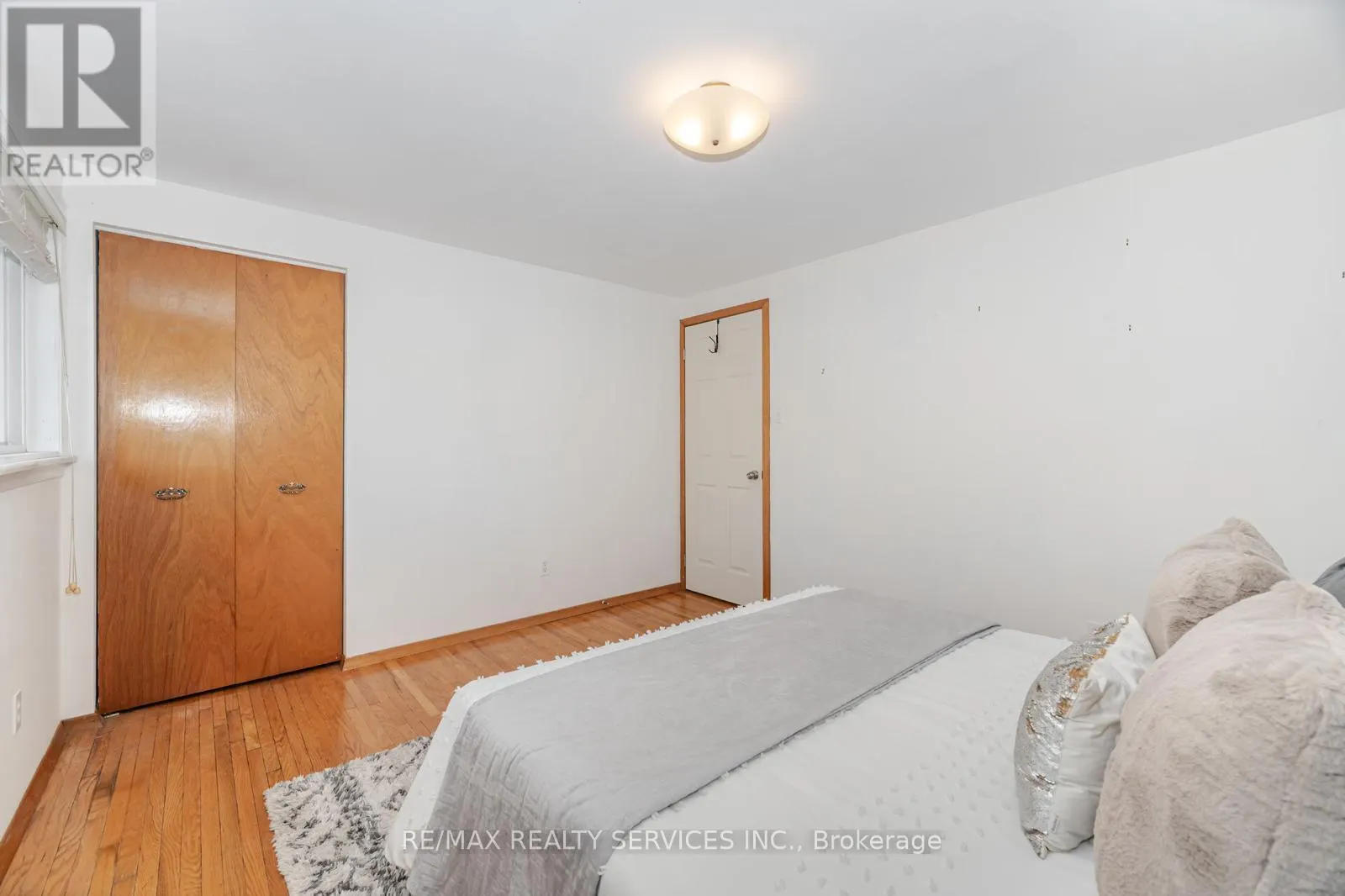 62 AMBLESIDE DRIVE