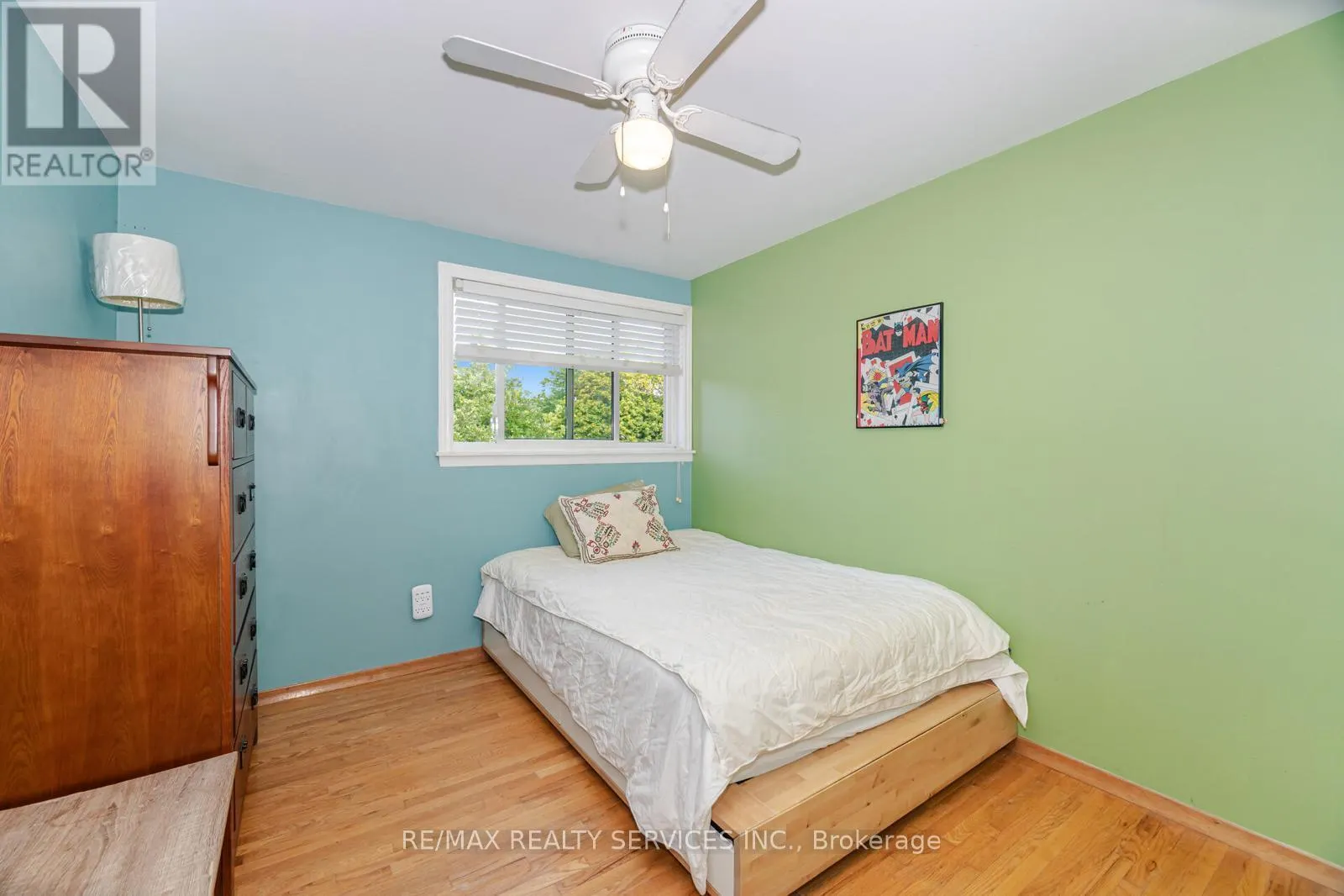 62 AMBLESIDE DRIVE