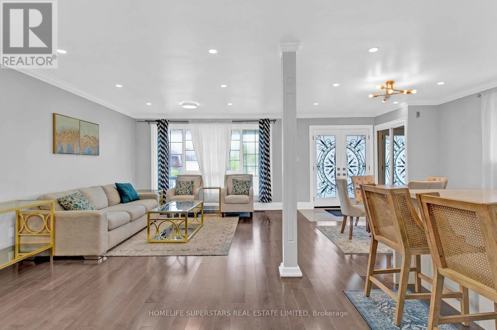 24 ARCHWAY CRESCENT