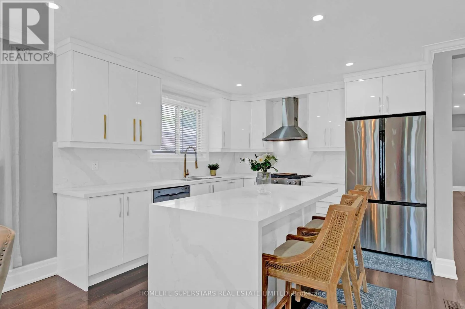 24 ARCHWAY CRESCENT