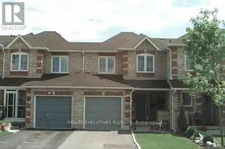 55 RAVENSCLIFFE COURT