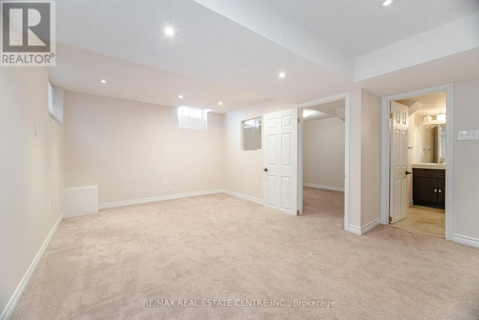 2021 REDSTONE CRESCENT