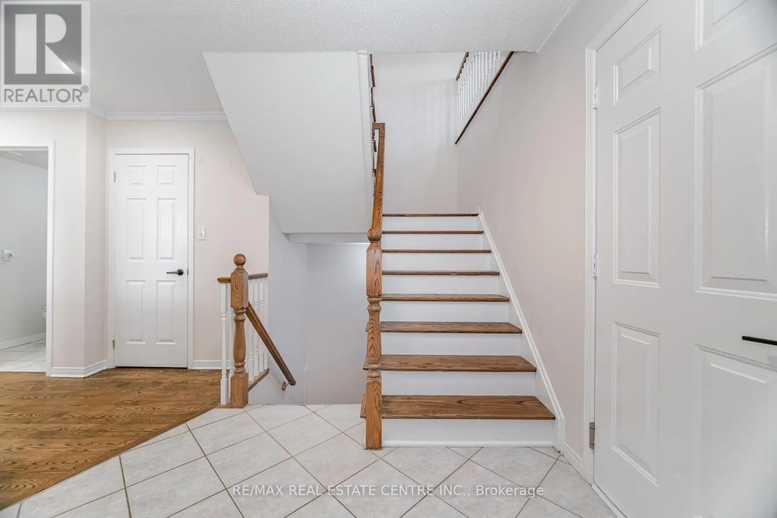 2021 REDSTONE CRESCENT