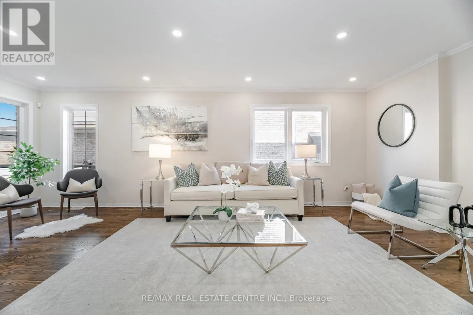 2021 REDSTONE CRESCENT