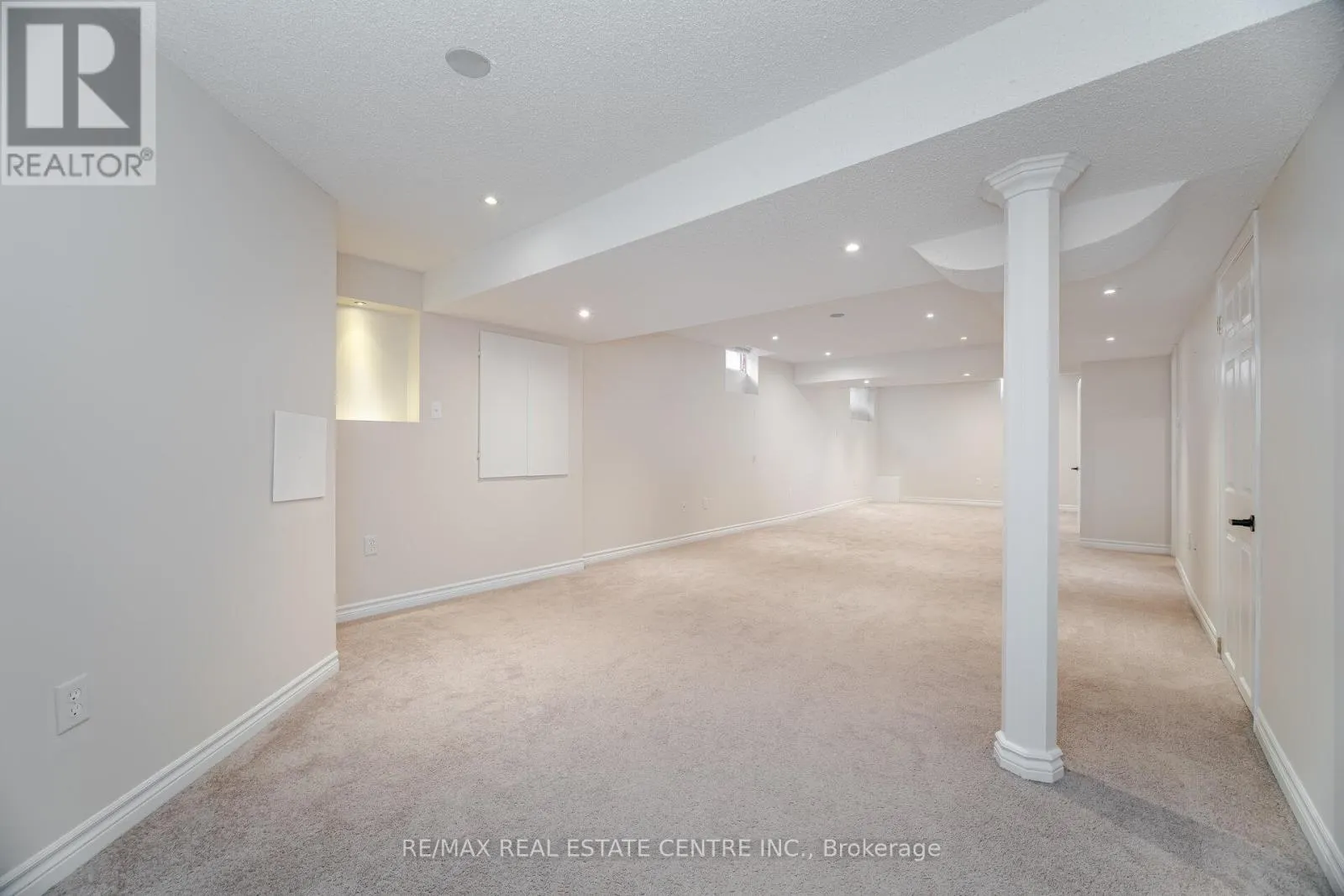 2021 REDSTONE CRESCENT
