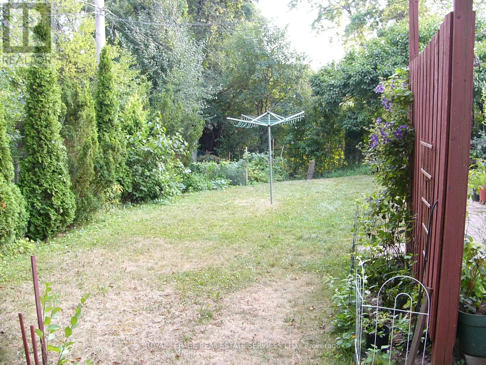 1193 INGLEDENE DRIVE