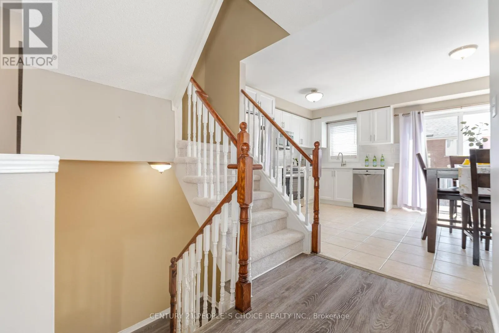 7090 FAIRMEADOW CRESCENT