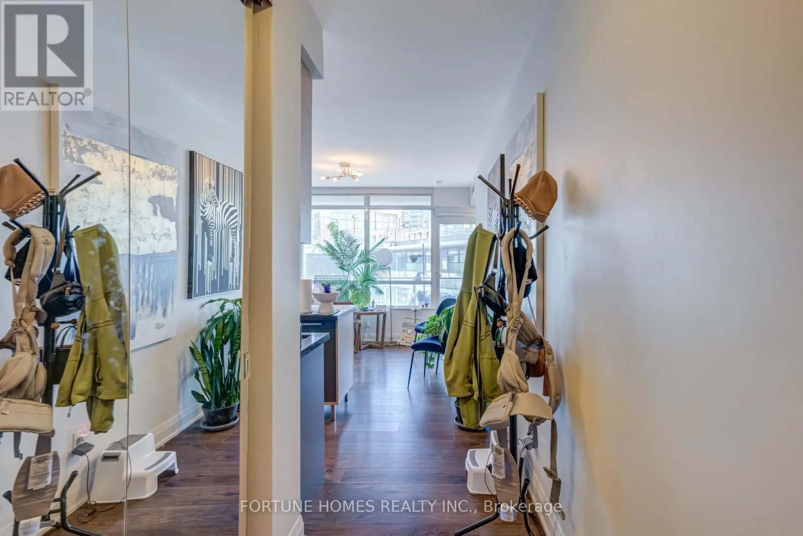 510 - 36 PARK LAWN ROAD