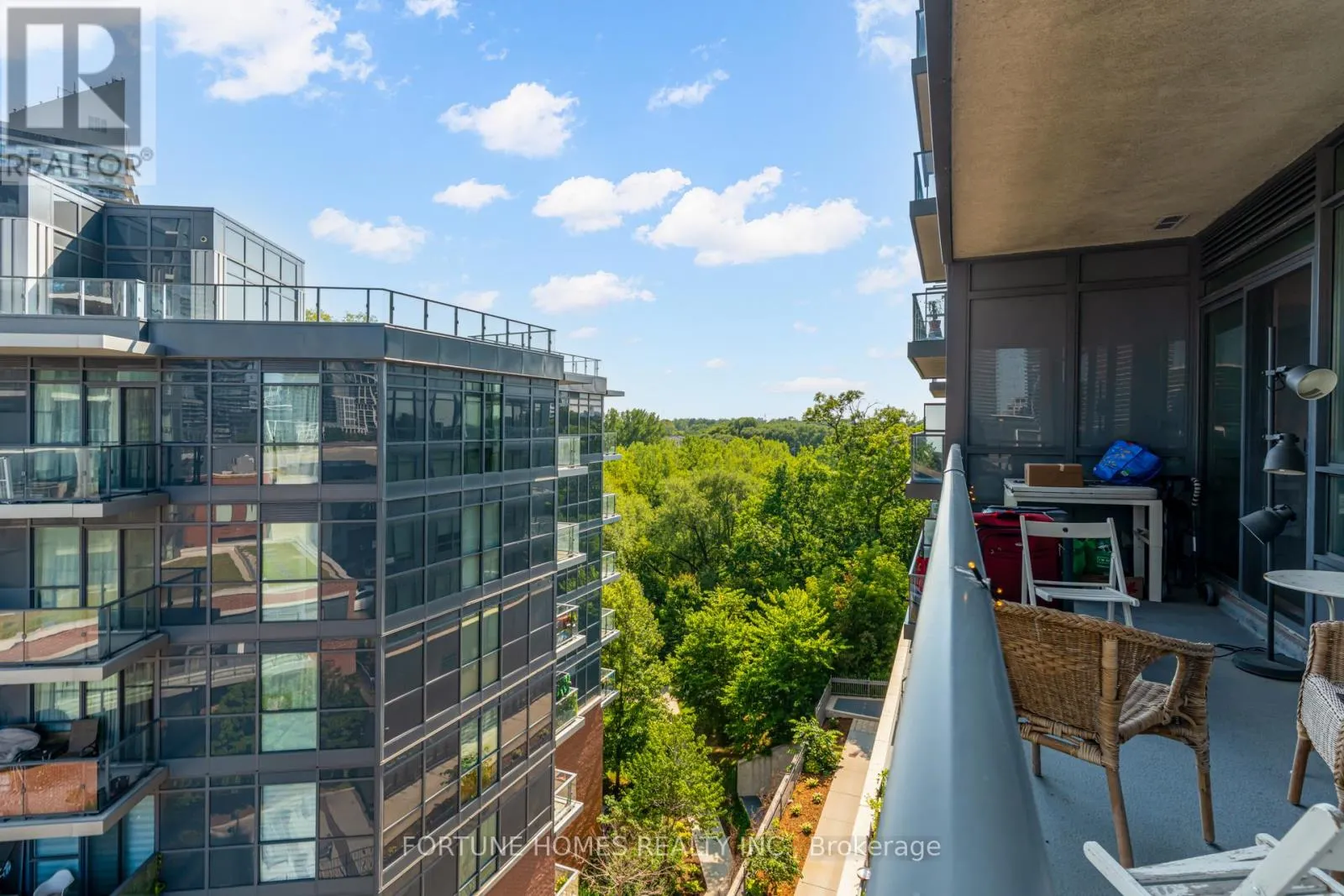 510 - 36 PARK LAWN ROAD