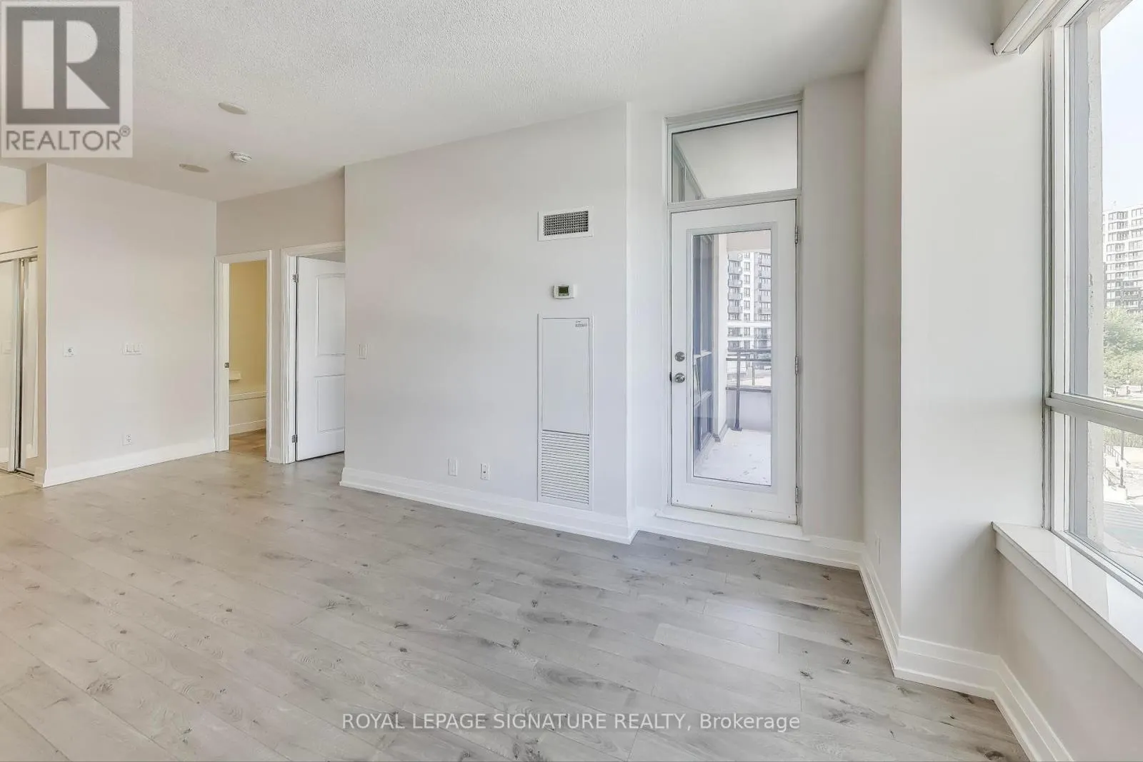 306 - 1060 SHEPPARD AVENUE W