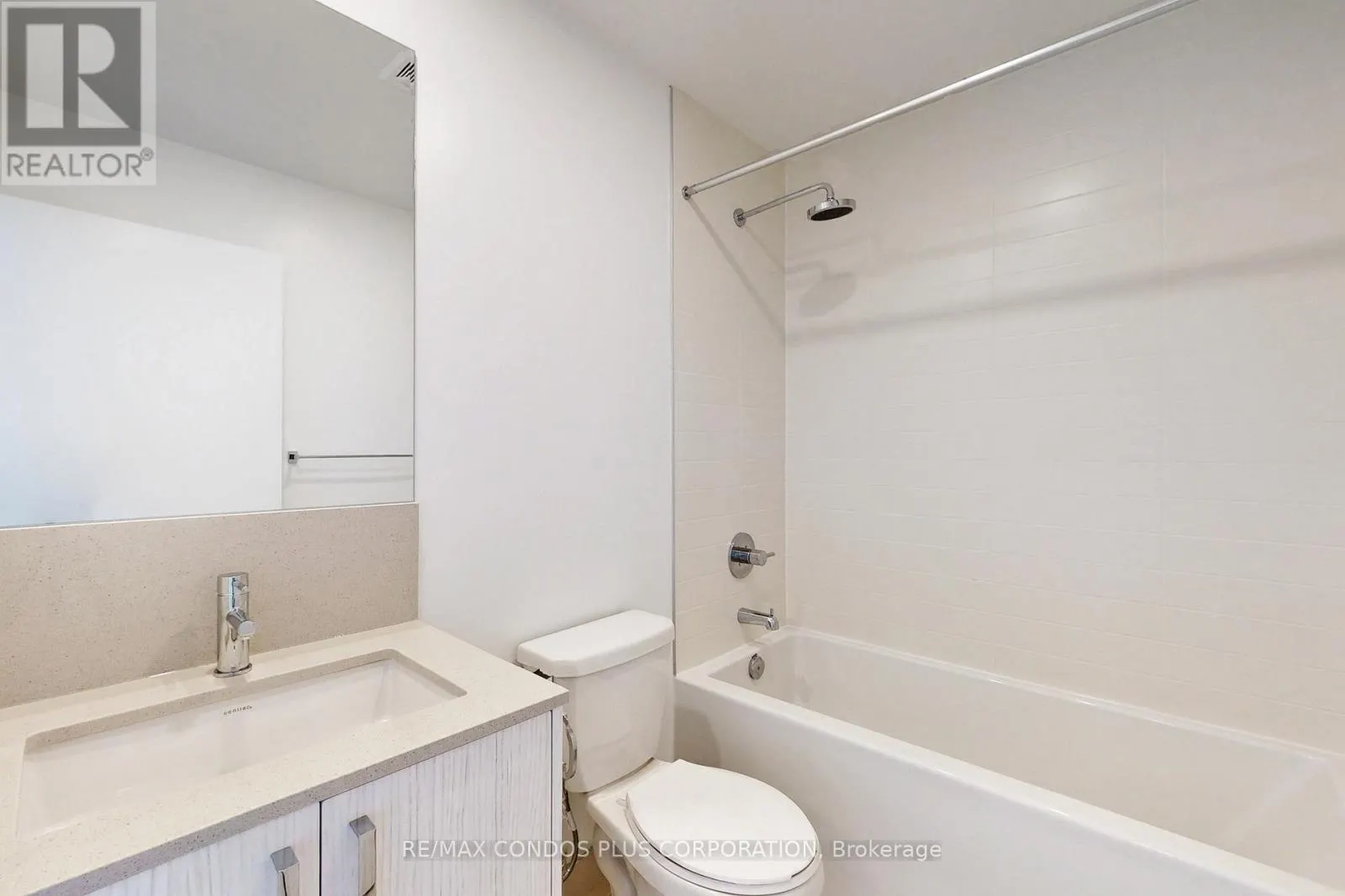 710 - 1787 ST CLAIR AVENUE W