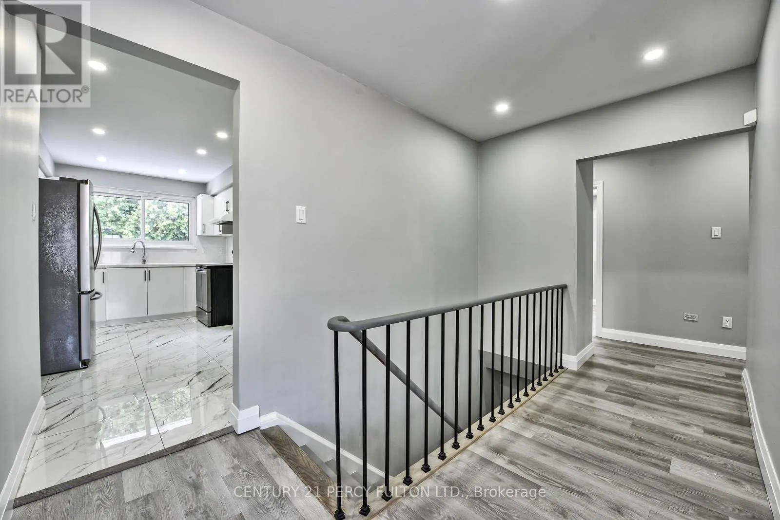32 DRUM OAK CRESCENT