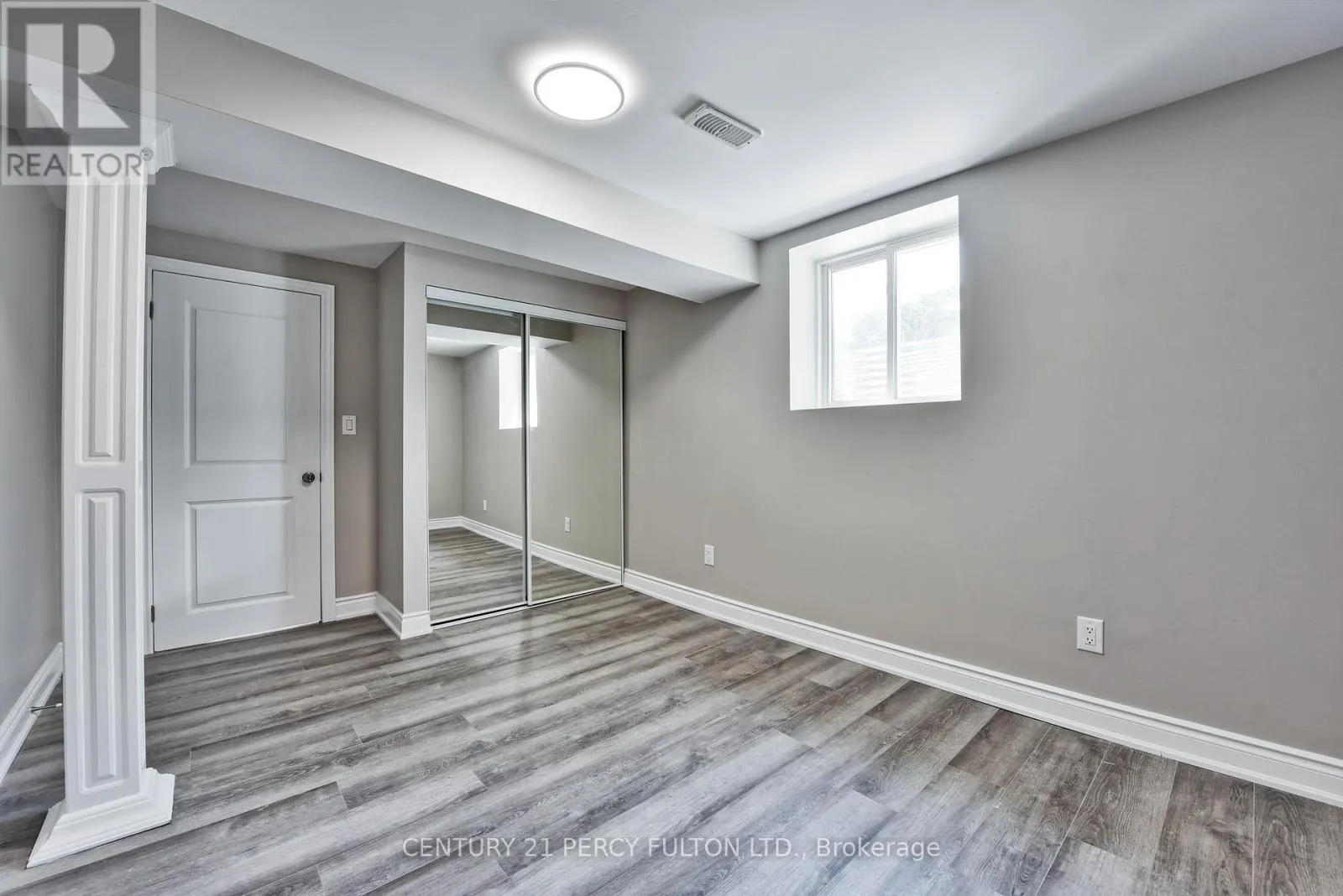 32 DRUM OAK CRESCENT
