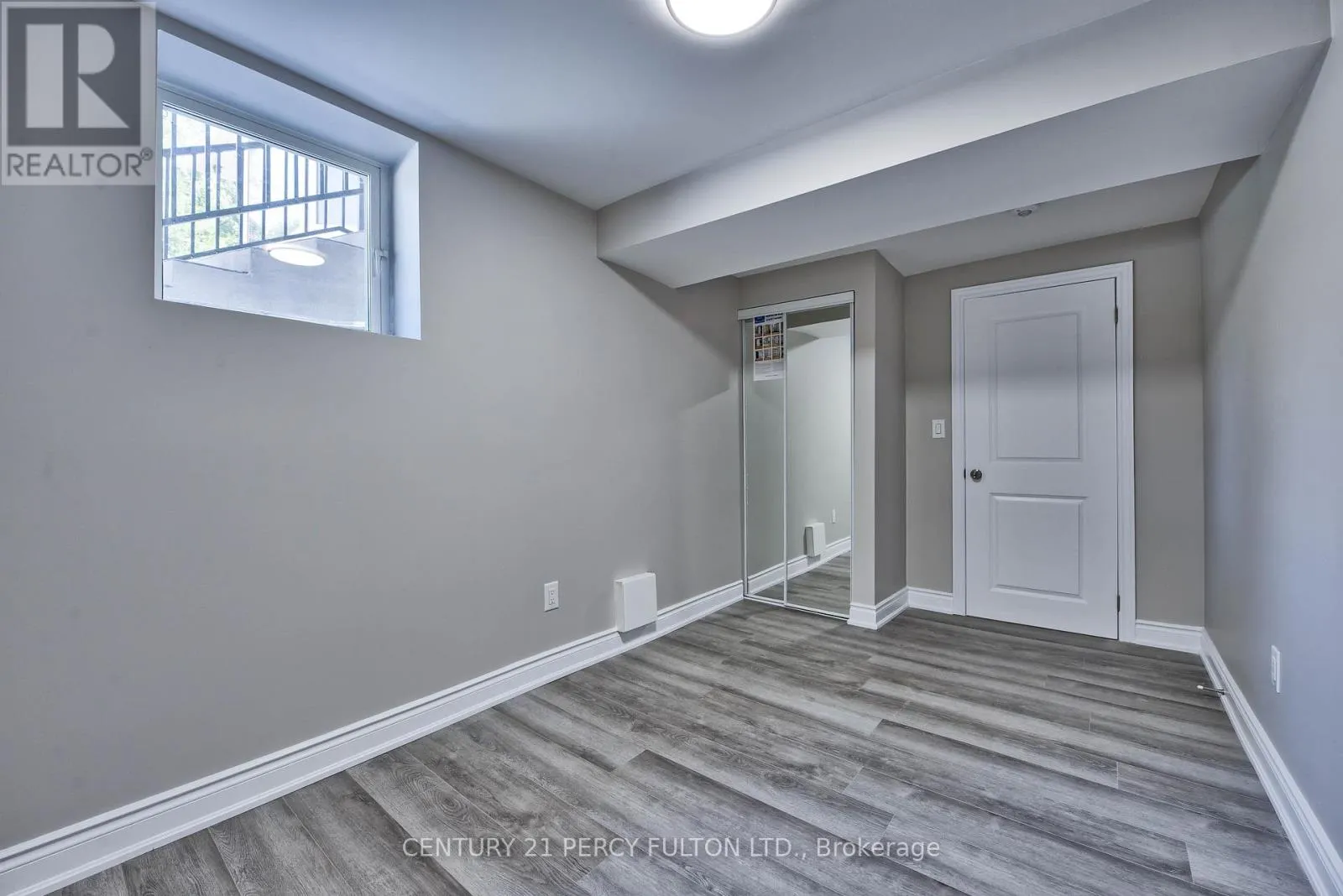 32 DRUM OAK CRESCENT