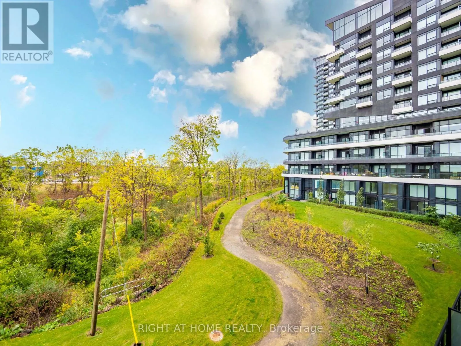 223 - 2489 TAUNTON ROAD