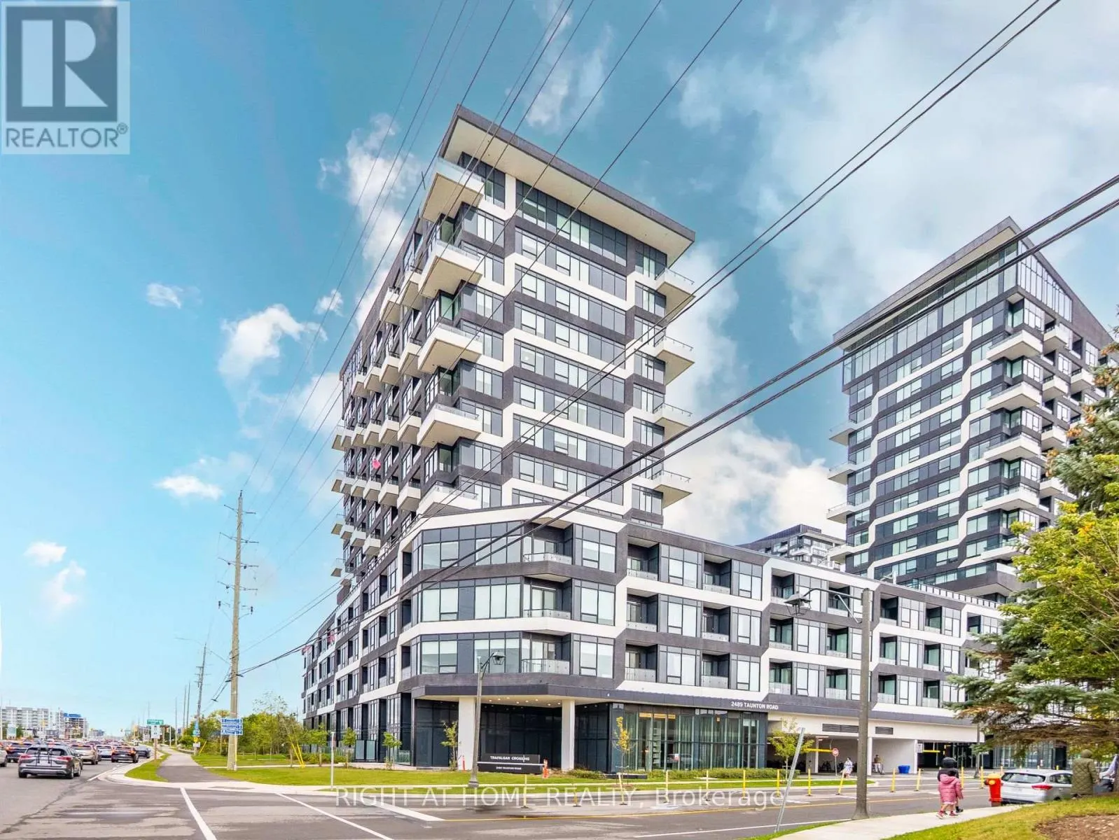 223 - 2489 TAUNTON ROAD