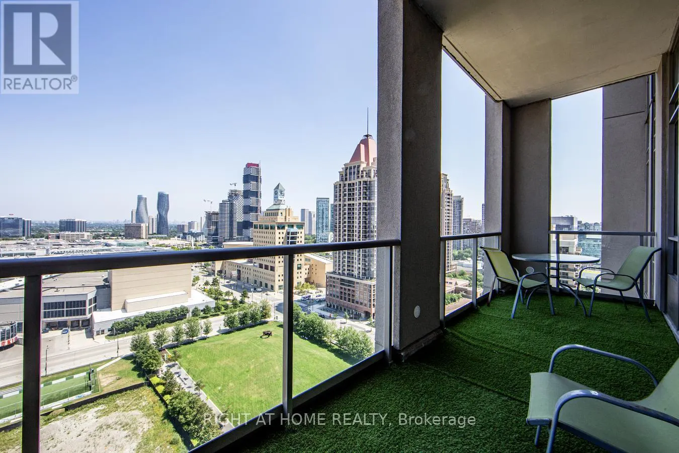 1809 - 388 PRINCE OF WALES DRIVE