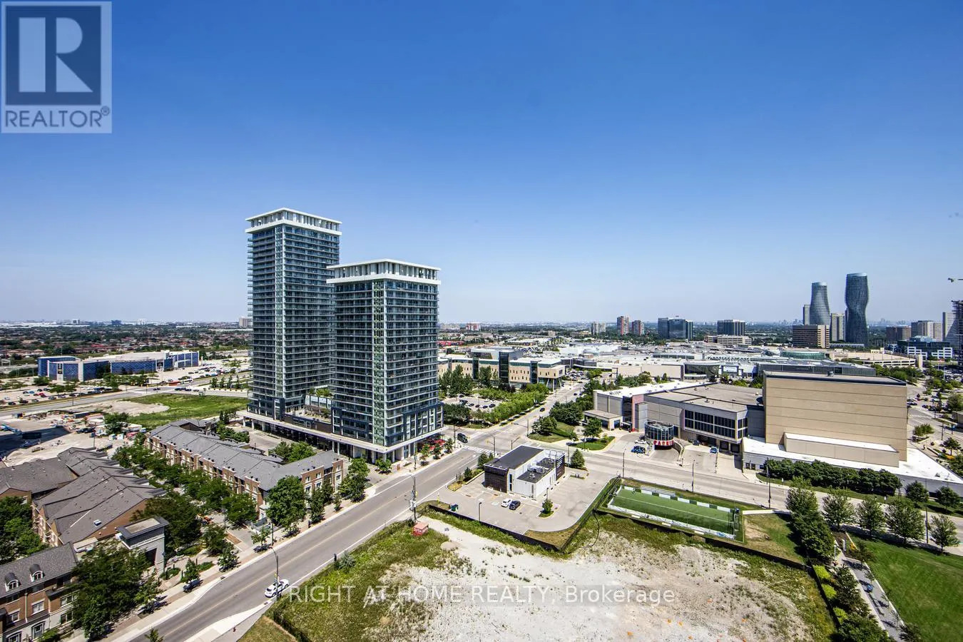 1809 - 388 PRINCE OF WALES DRIVE