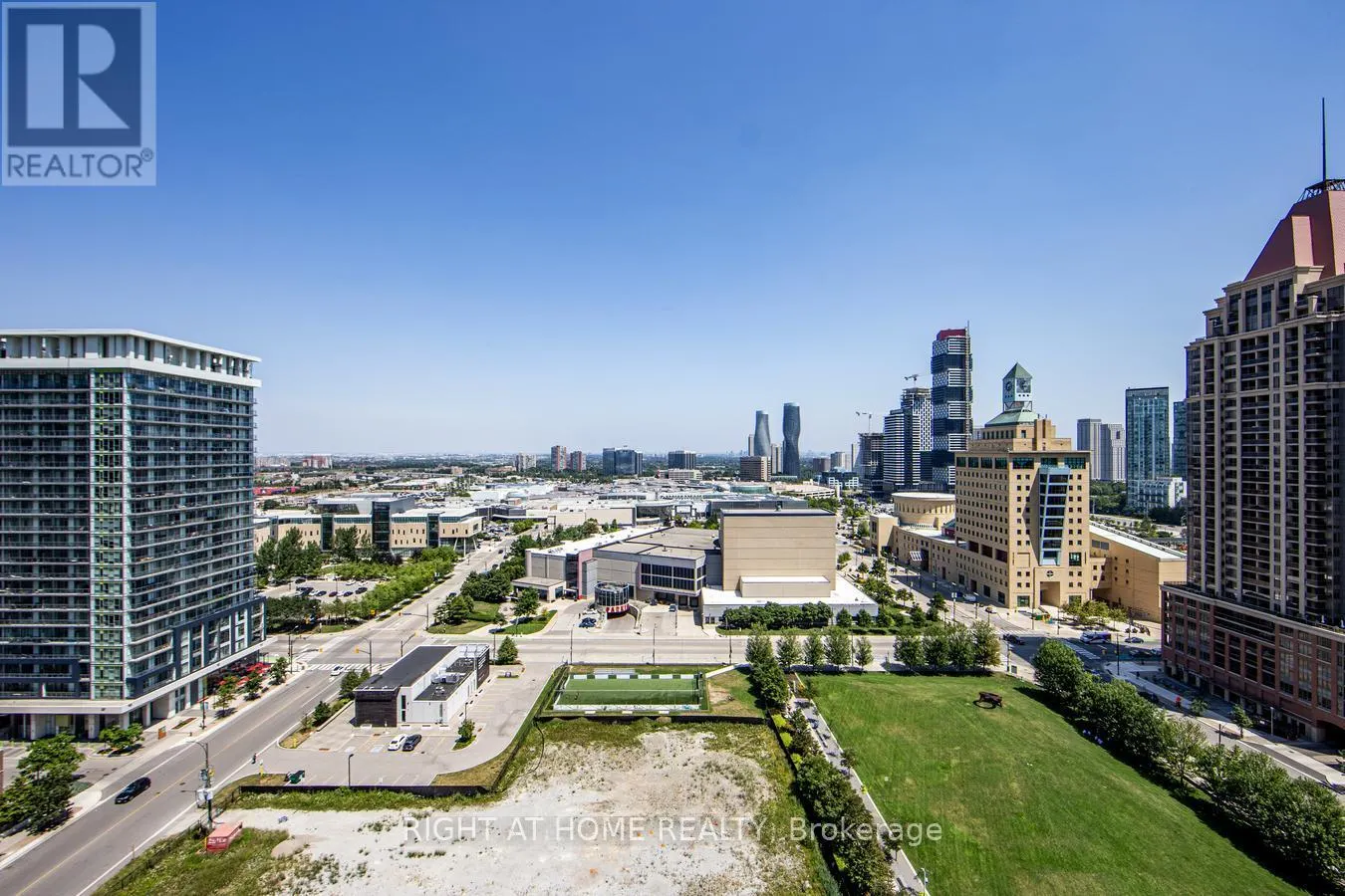 1809 - 388 PRINCE OF WALES DRIVE