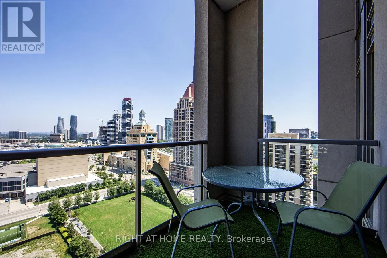 1809 - 388 PRINCE OF WALES DRIVE