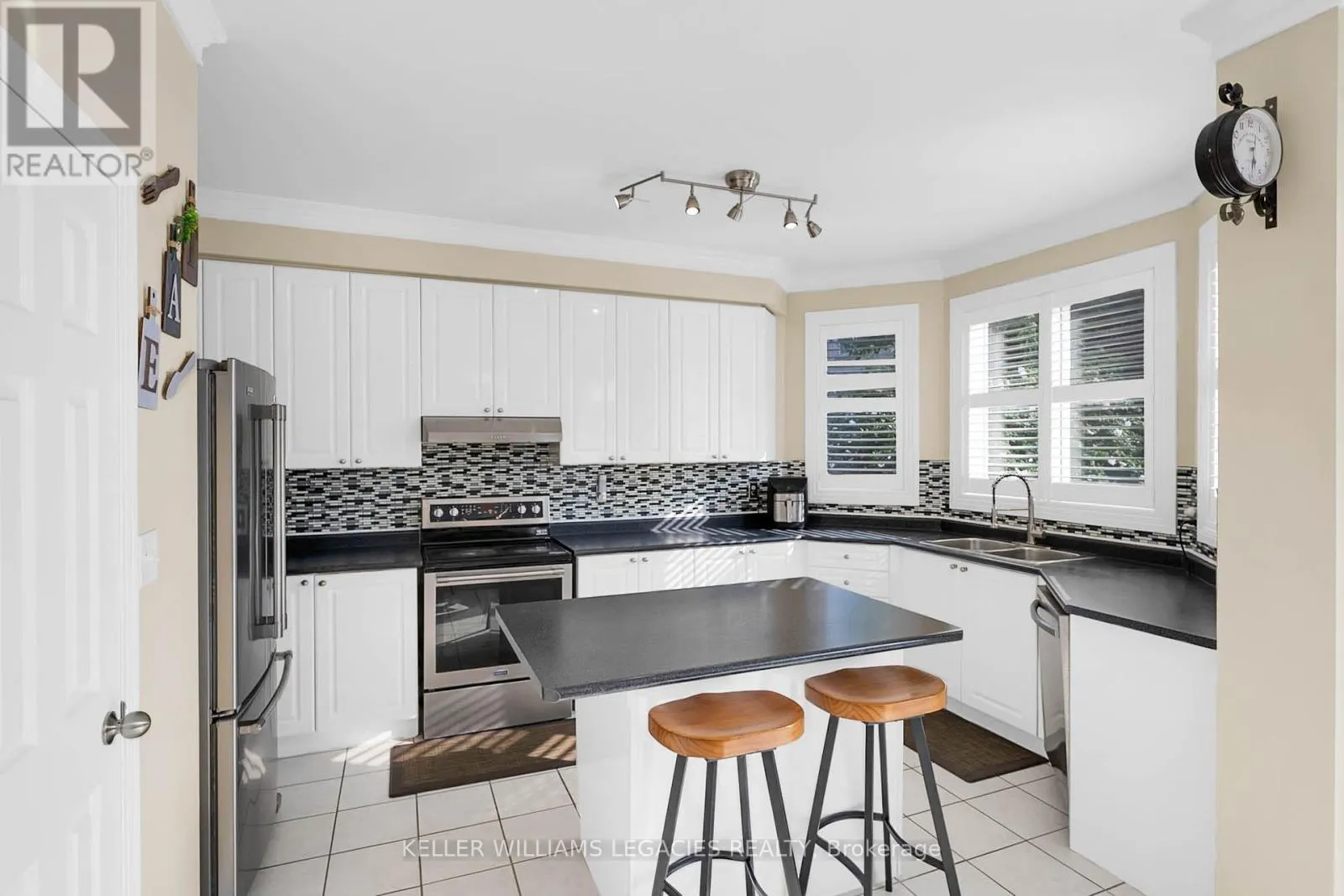 1650 DEMPSEY CRESCENT