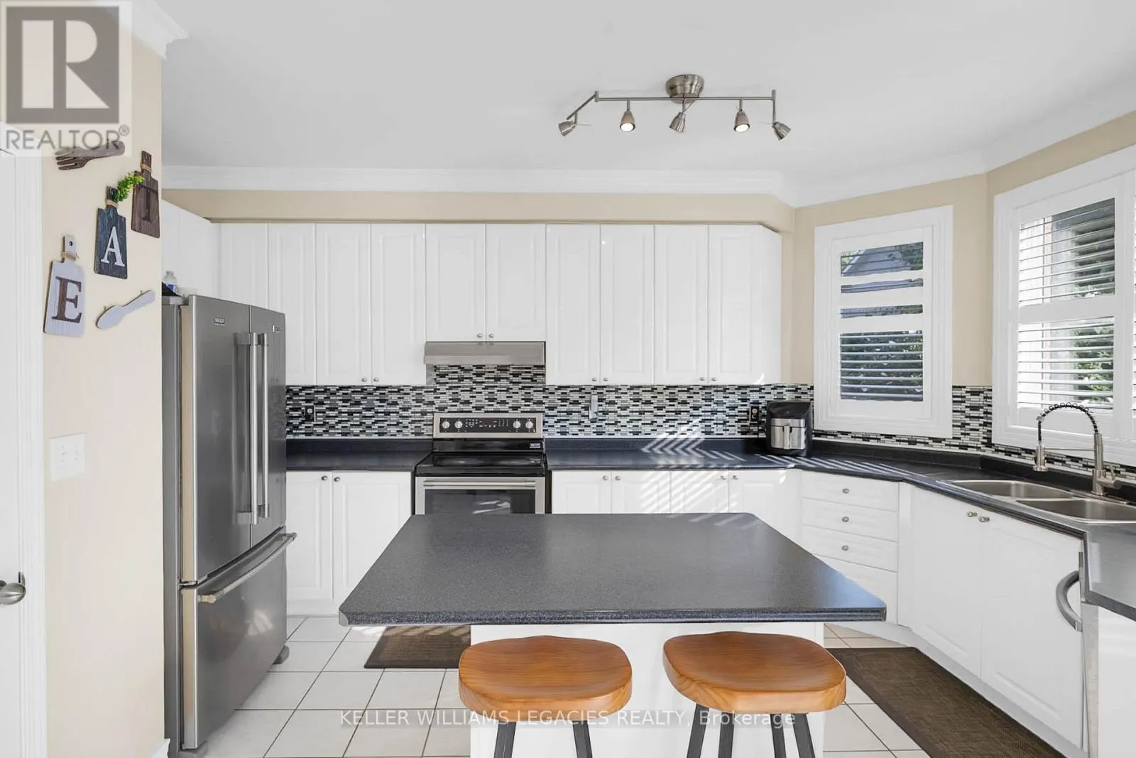 1650 DEMPSEY CRESCENT