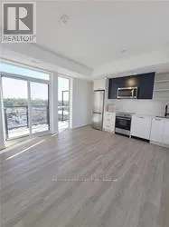 724 - 2300 ST. CLAIR AVENUE W
