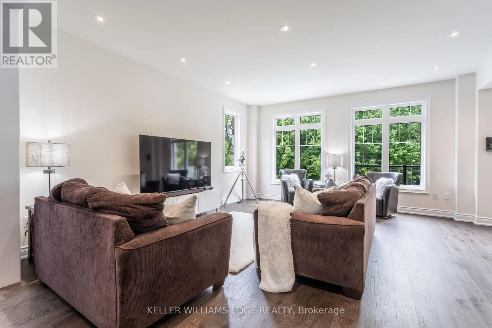 64 ELYSIAN FIELDS CIRCLE