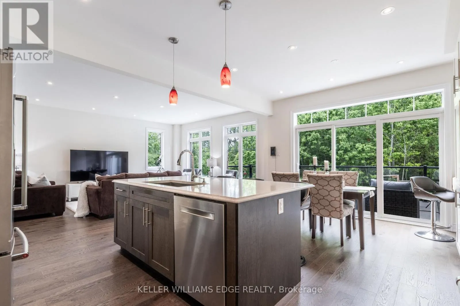64 ELYSIAN FIELDS CIRCLE