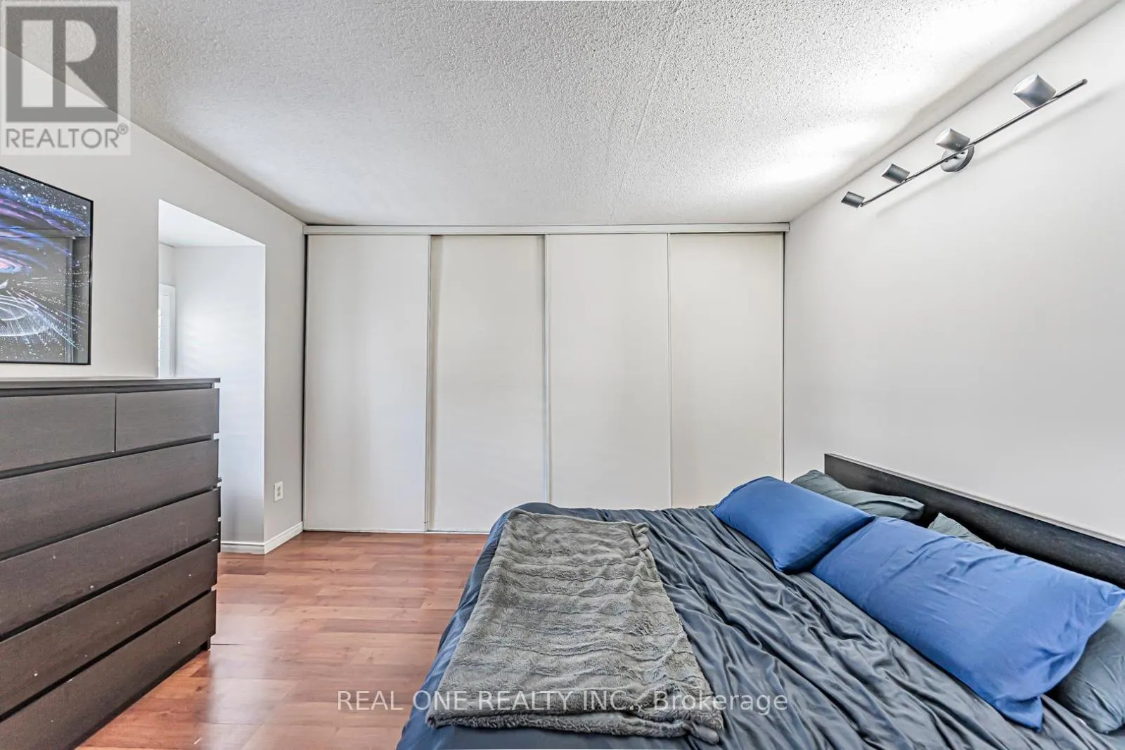 301 - 66 SIDNEY BELSEY CRESCENT
