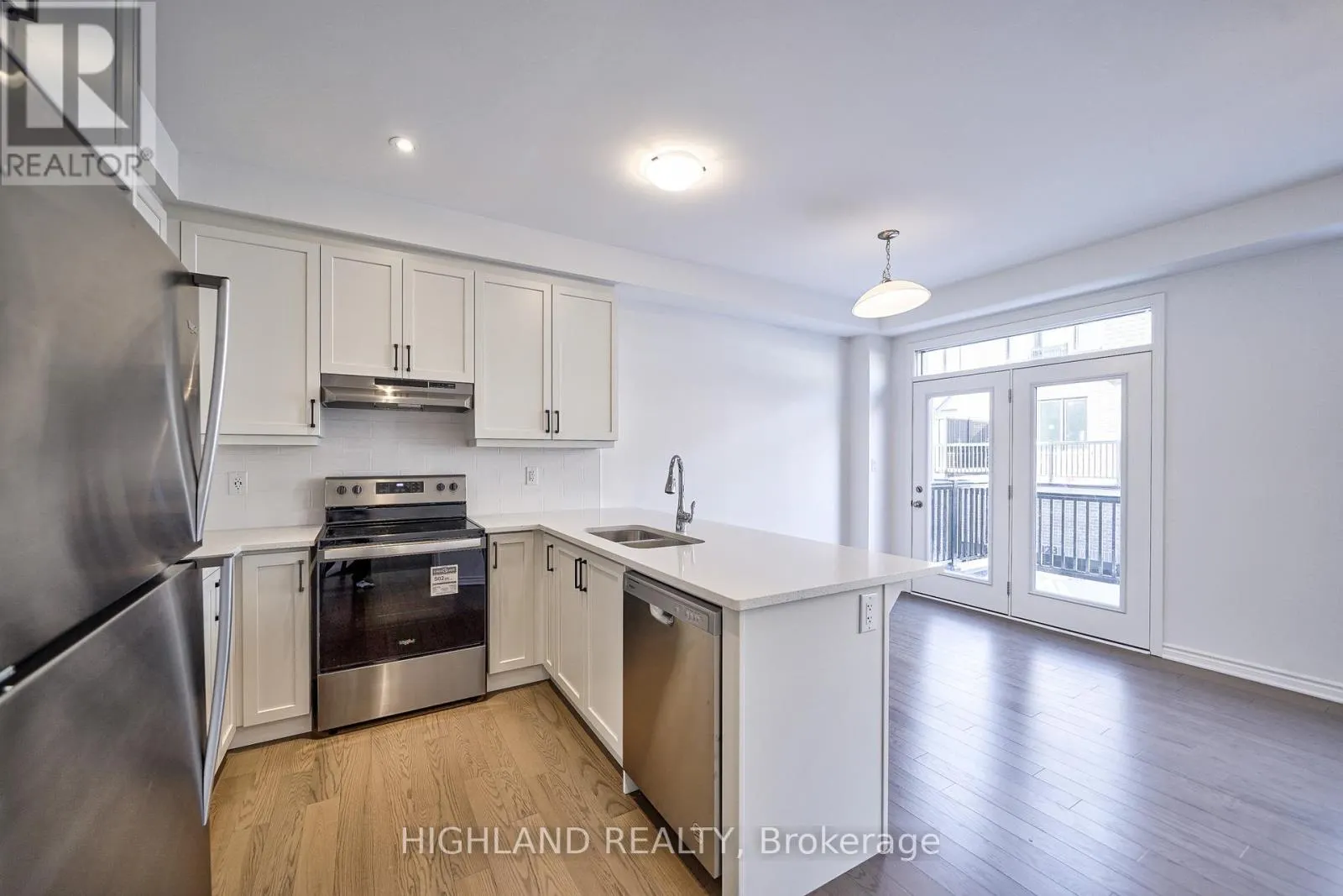 155 SETTLERS ROAD E