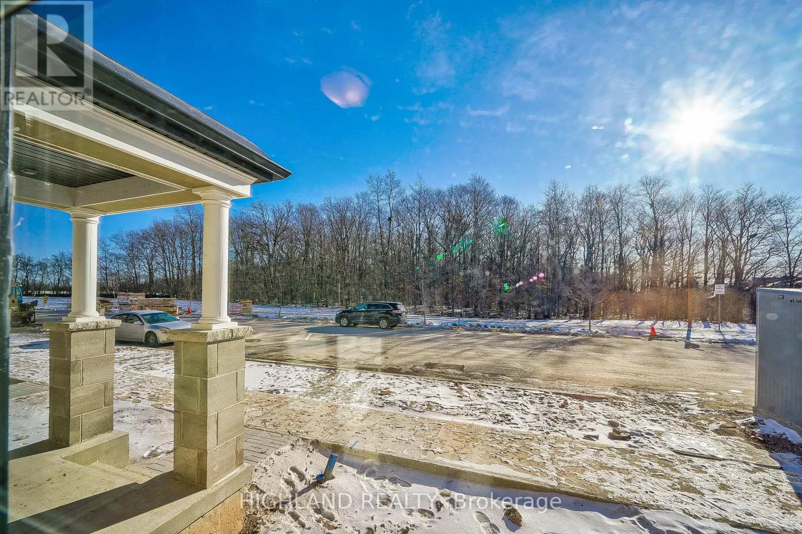 155 SETTLERS ROAD E